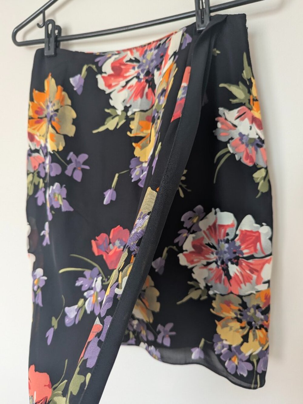 Vintage Ellen Tracy Size 8 100% Silk Floral Mini Faux Wrap Skirt